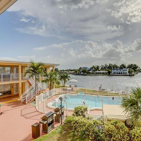 Aloha Escape Pompano Beach Appartement Buitenkant foto