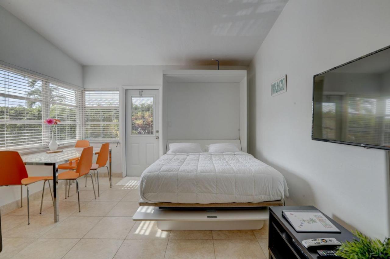 Aloha Escape Pompano Beach Appartement Buitenkant foto