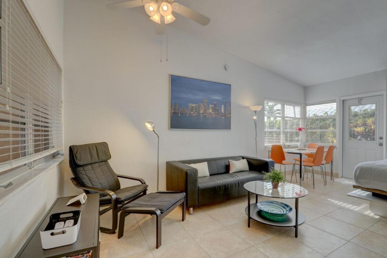 Aloha Escape Pompano Beach Appartement Buitenkant foto