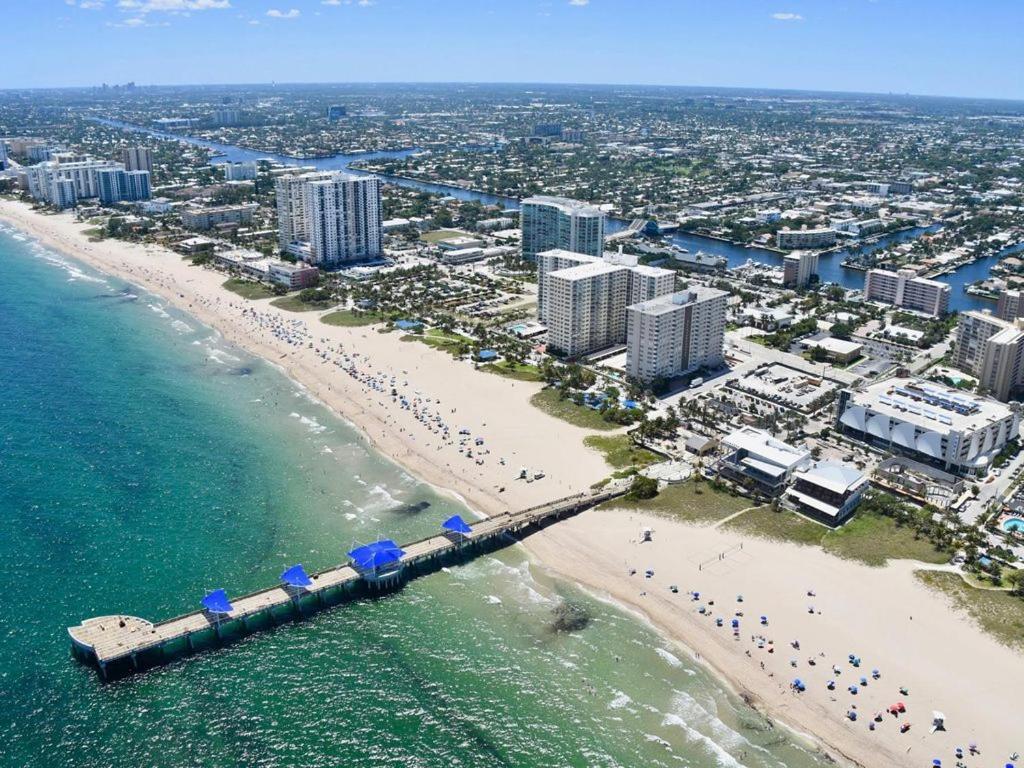 Aloha Escape Pompano Beach Appartement Buitenkant foto