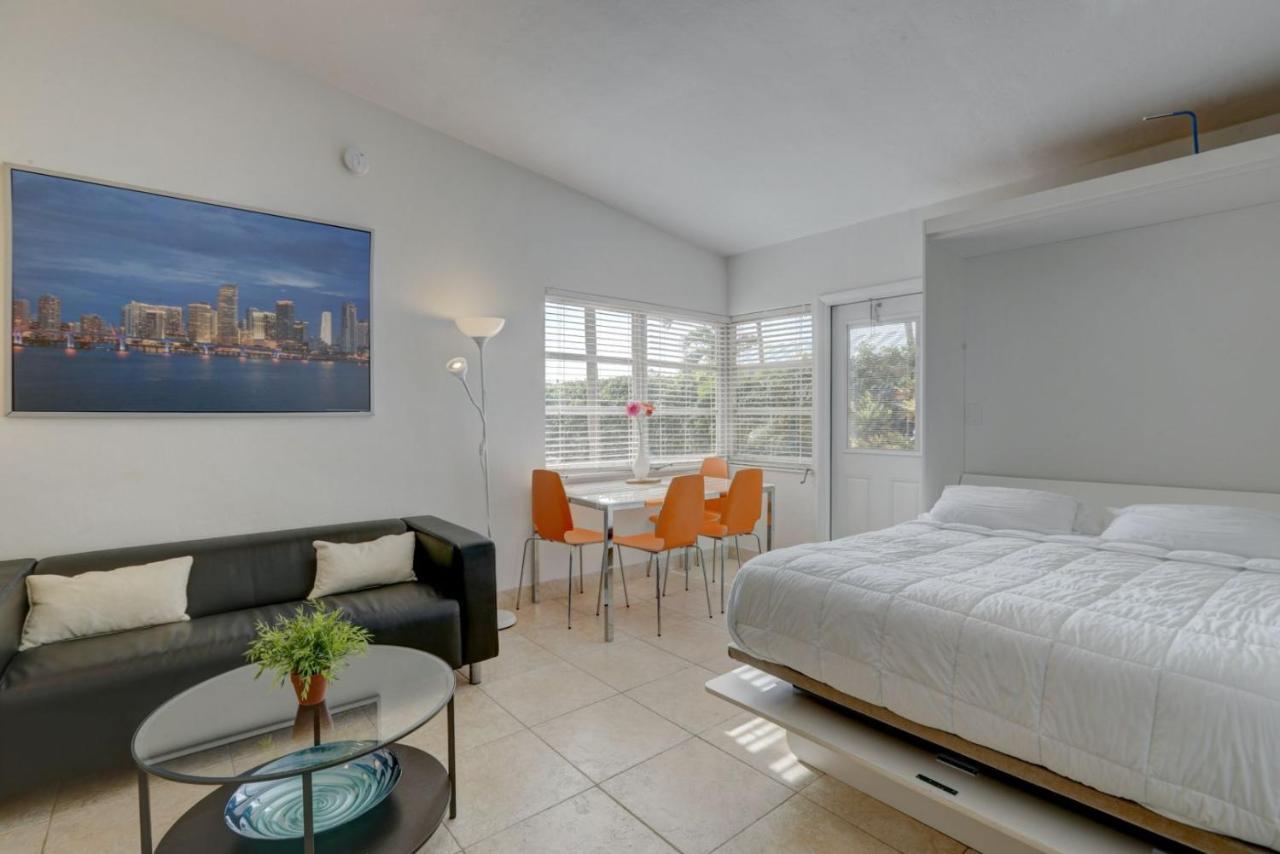 Aloha Escape Pompano Beach Appartement Buitenkant foto